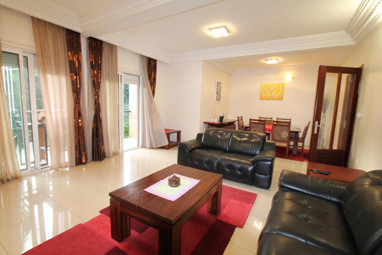 Residence Massou Яунде Экстерьер фото