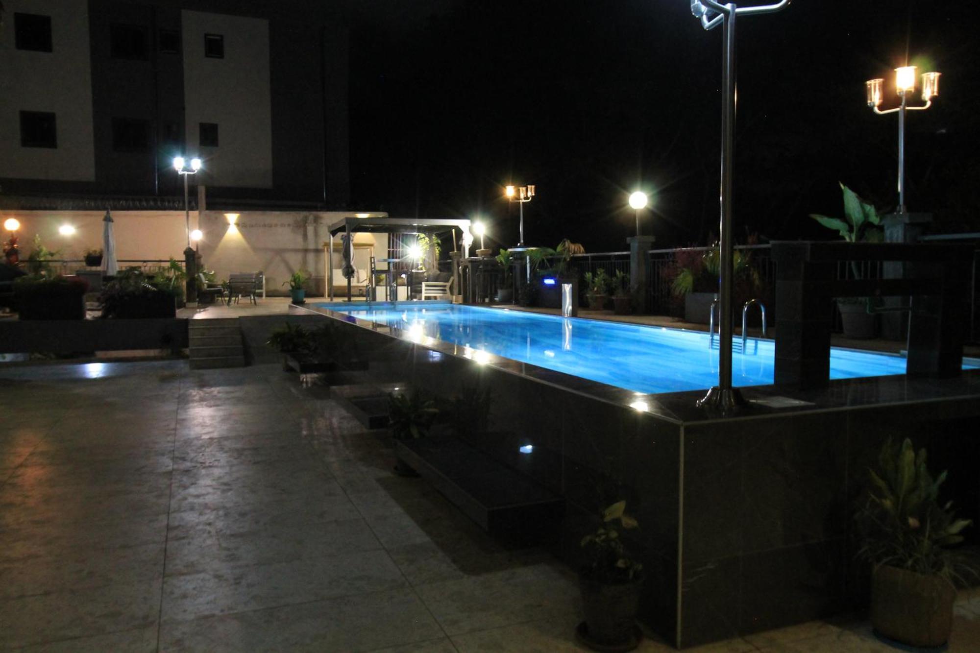 Residence Massou Яунде Экстерьер фото